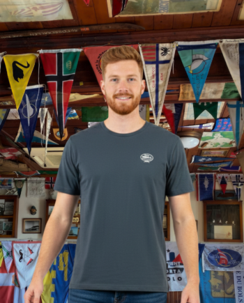 T-Shirt Bordada Frente & Verso Cinza-Azulado